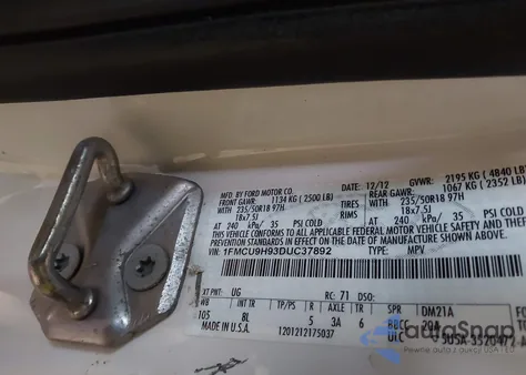 2013 Ford Escape Sel z USA, uszkodzony, nr VIN 1FMCU9H93DUC37892